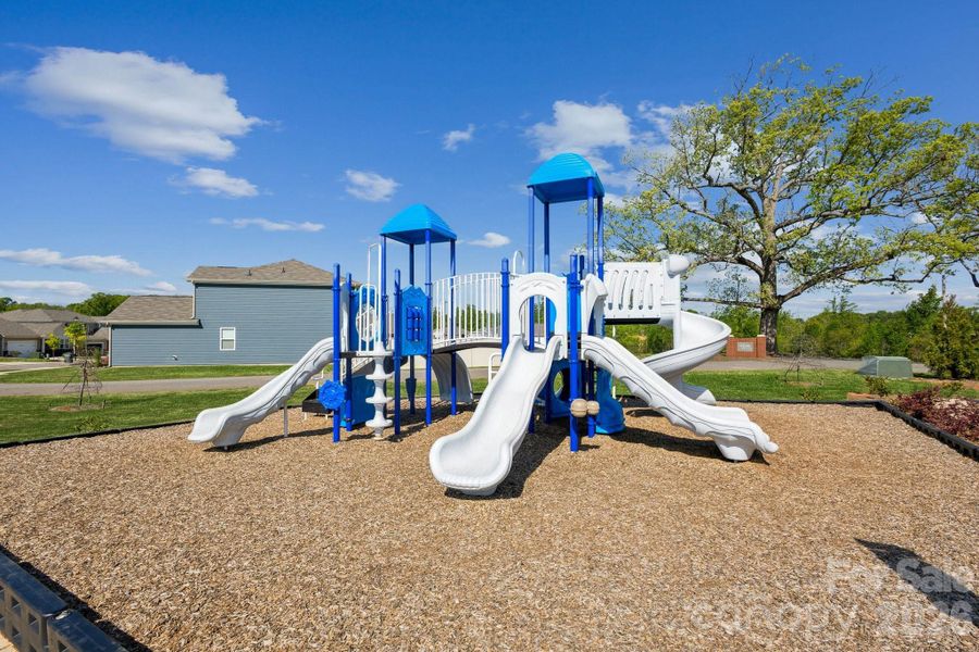 Community amenities in Blue Sky Meadows, Monroe (Image 5).