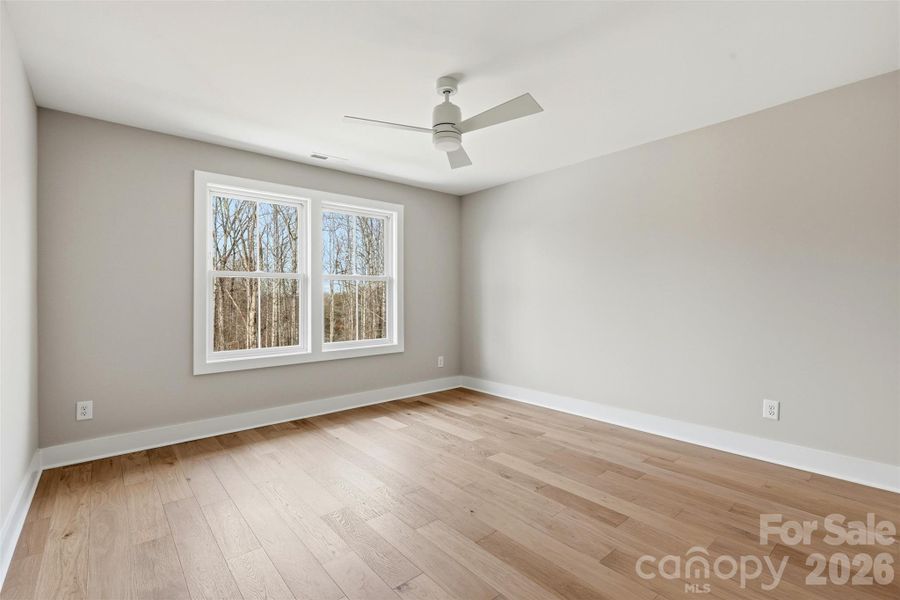 Spacious, unfurnished interior of a new home in , Lincolnton (Image 21).