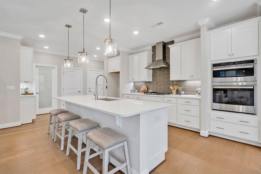 Shelter Bay, Kitchen