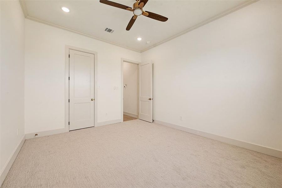 Spacious, unfurnished interior of a new home in , Glen Rose (Image 28). Spacious, unfurnished interior of a new home in , Glen Rose (Image 28).