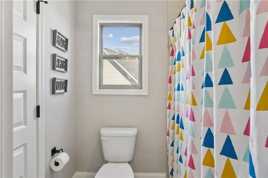 Furnished interior view inside a new home in , Jefferson (Image 29).