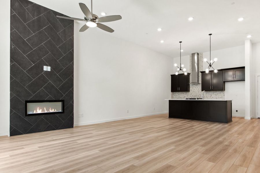 Image 40 of a home in Cottonwood Creek.