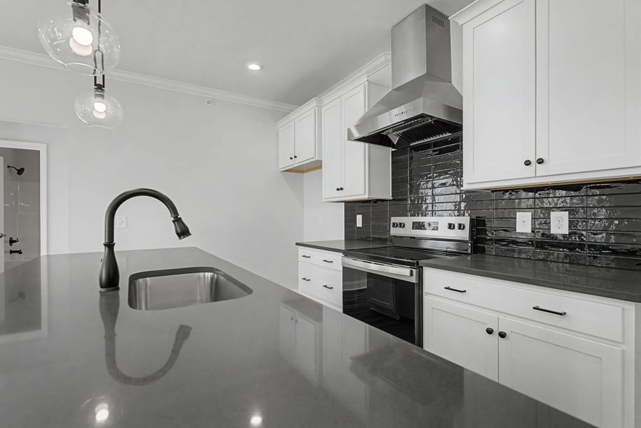 Carothers Farms Town Center Homes (Condos) Kitchen with Granite Counter Tops