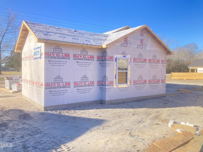 752 Rear master suite side