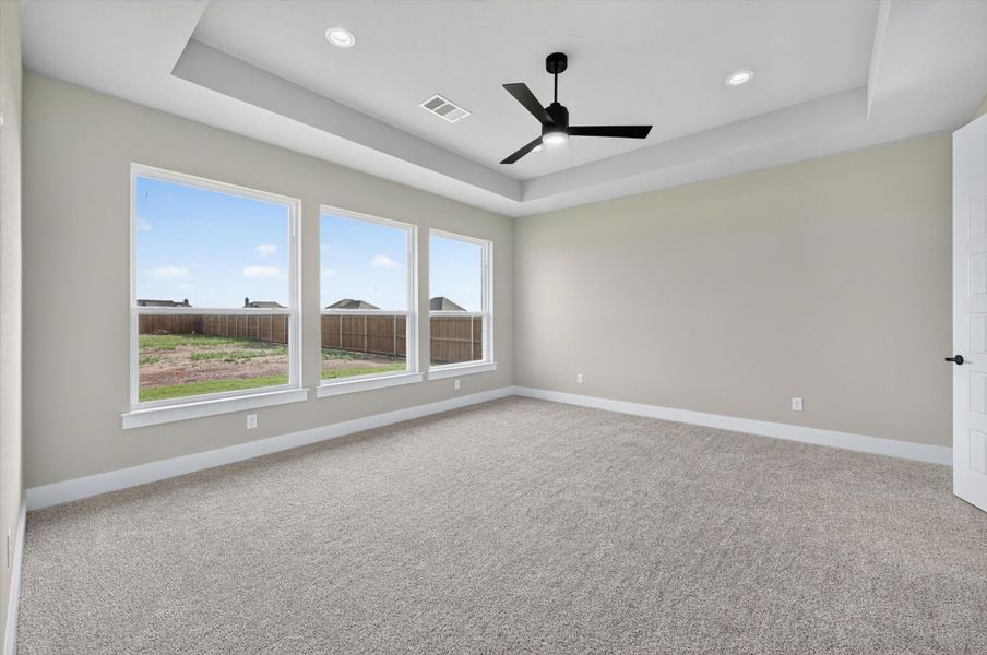 Spacious, unfurnished interior of a new home in Coyote Crossing, Godley (Image 29). Spacious, unfurnished interior of a new home in Coyote Crossing, Godley (Image 29).
