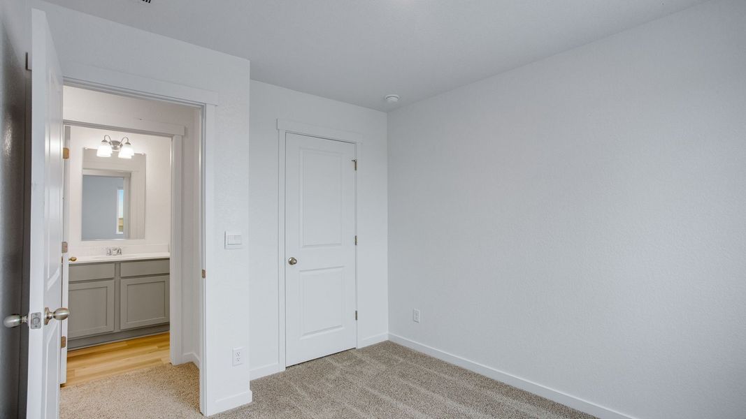 Spacious, unfurnished interior of a new home in Tailholt, Severance (Image 16). Spacious, unfurnished interior of a new home in Tailholt, Severance (Image 16).