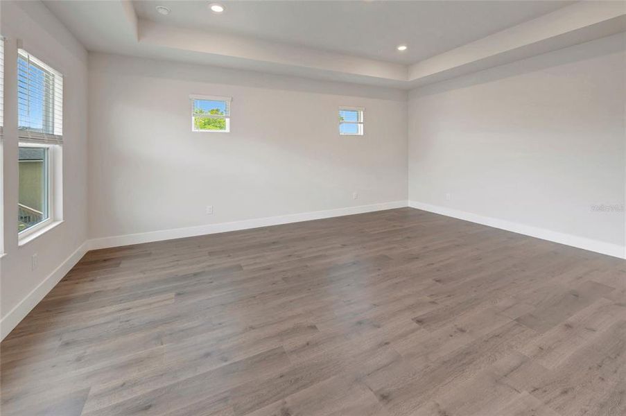 Spacious, unfurnished interior of a new home in South Tampa - Urban Collection, Tampa (Image 25).