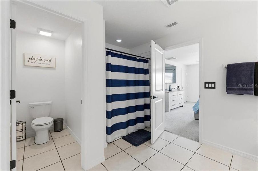 Furnished interior view inside a new home in , Lakeland (Image 31).