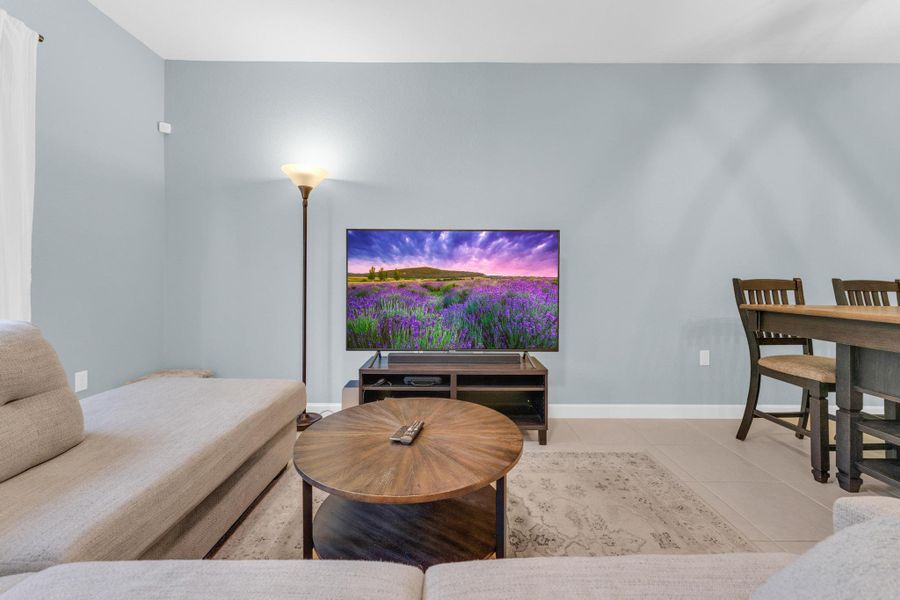 Furnished interior view inside a new home in , Coral Springs (Image 15).