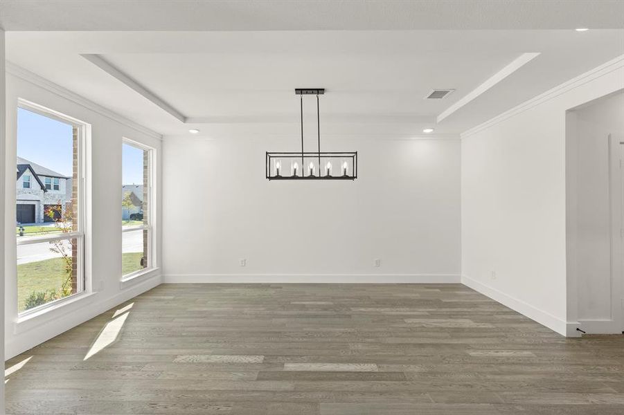 08. 6219 Mulberry - Dining (2) 08. 6219 Mulberry - Dining (2)