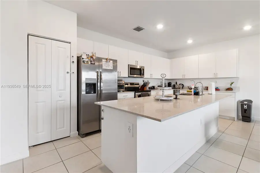 Furnished interior view inside a new home in , Homestead (Image 6).