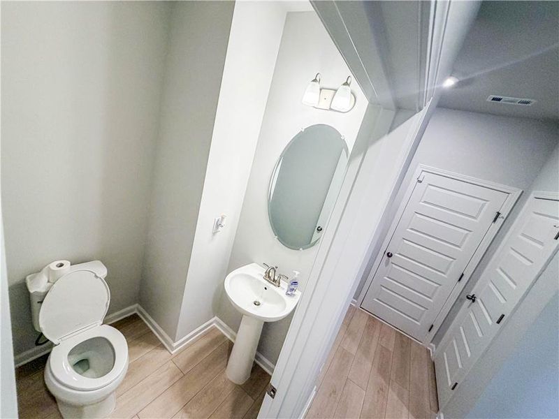 Furnished interior view inside a new home in , Stockbridge (Image 66).