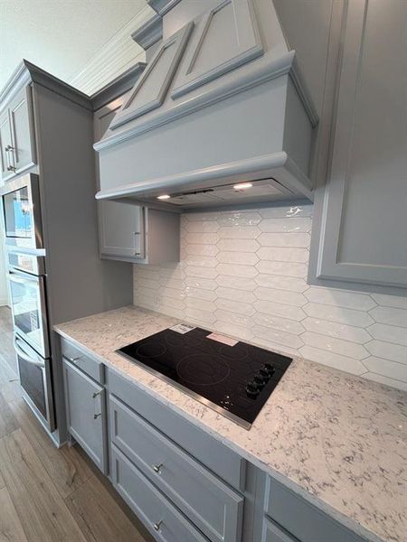 Close-up of interior finishes inside a home in Grayson Ridge, Van Alstyne (Image 7).