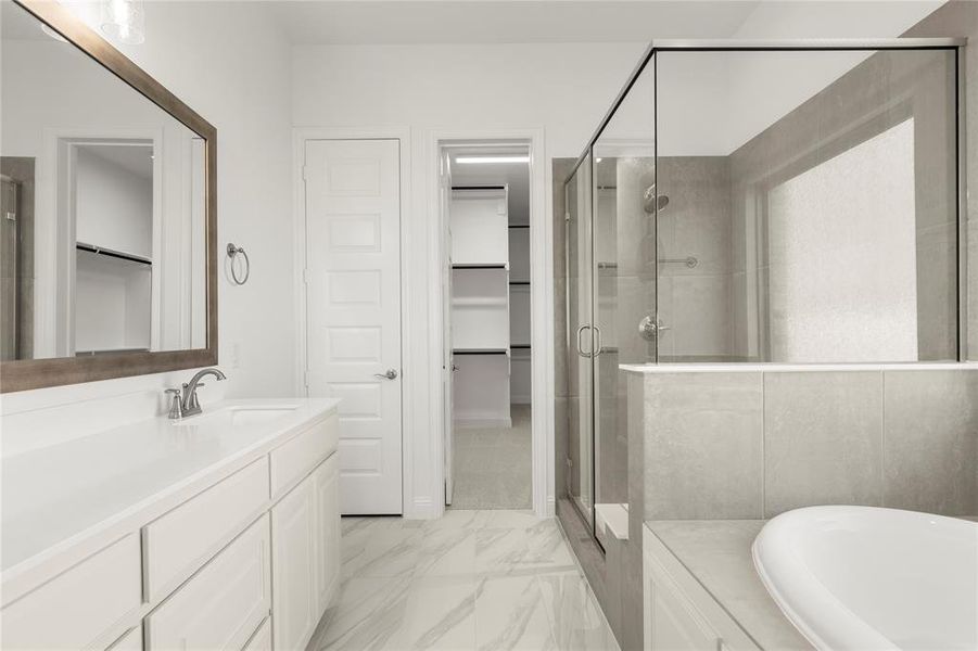 24. 1419 Canadian - Closet 24. 1419 Canadian - Closet