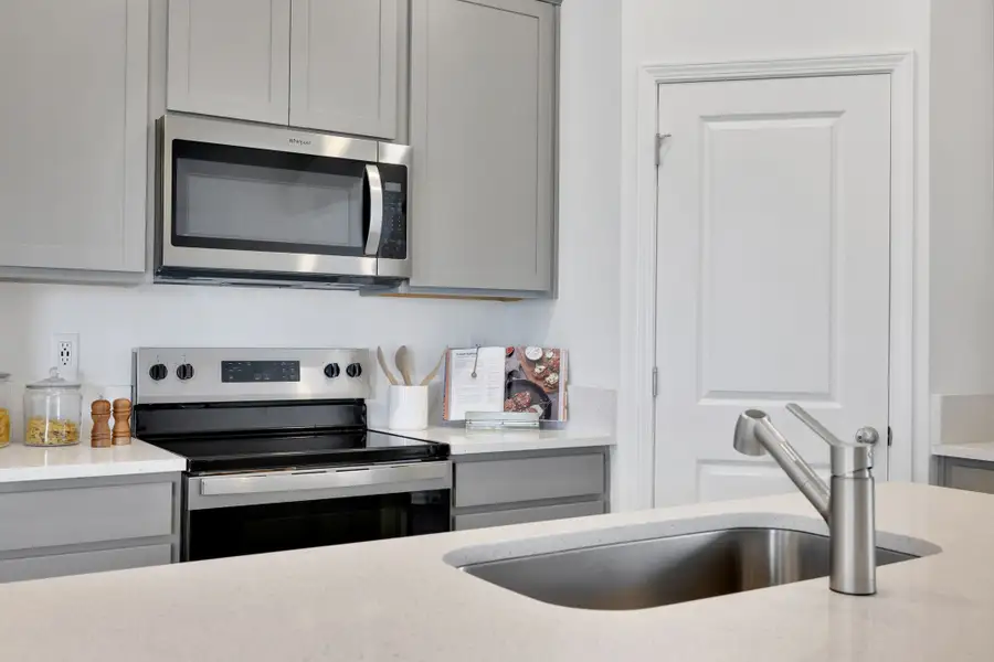 1728 Trainors Way, Jacksonville, FL.  - Slide 3