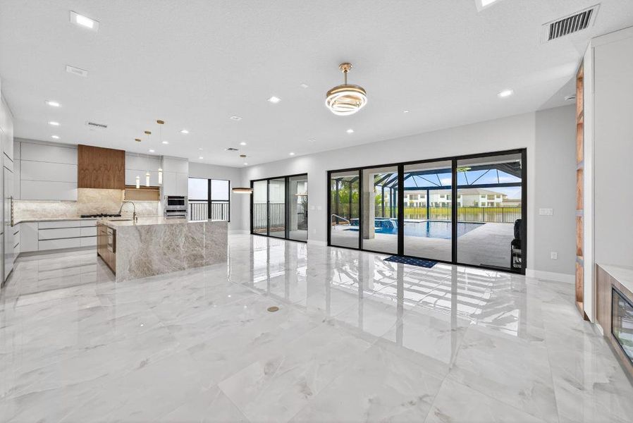 011-9892MigrationPoint-PalmBeachGardens-