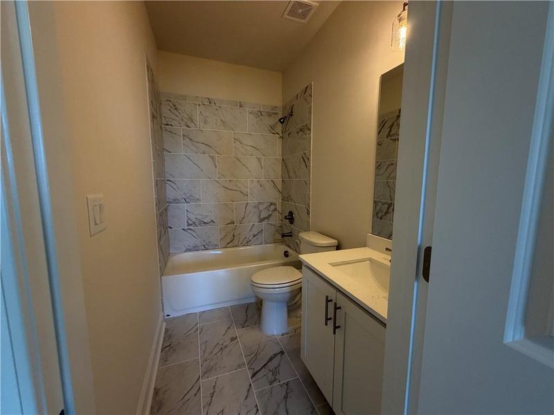 Furnished interior view inside a new home in , Jefferson (Image 12).