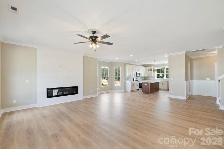 Spacious, unfurnished interior of a new home in , Stanfield (Image 31).