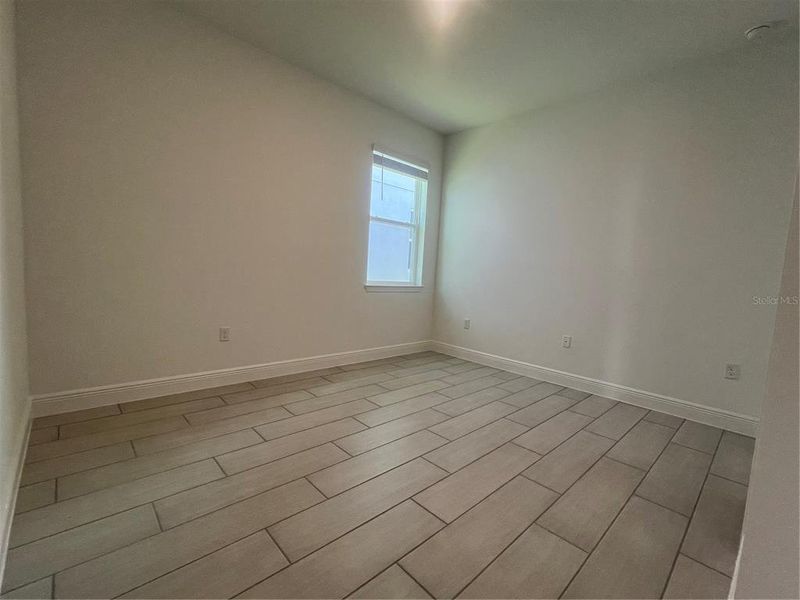 Spacious, unfurnished interior of a new home in Hills of Minneola, Minneola (Image 18).