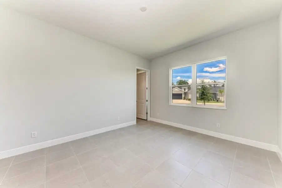 Spacious, unfurnished interior of a new home in The Willows, Parrish (Image 14). Spacious, unfurnished interior of a new home in The Willows, Parrish (Image 14).
