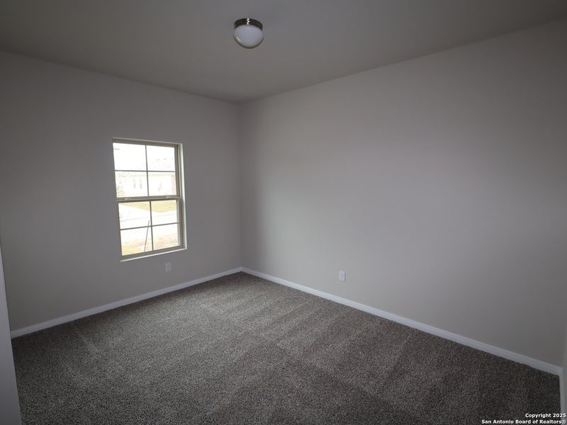Spacious, unfurnished interior of a new home in Agave, San Antonio (Image 31).