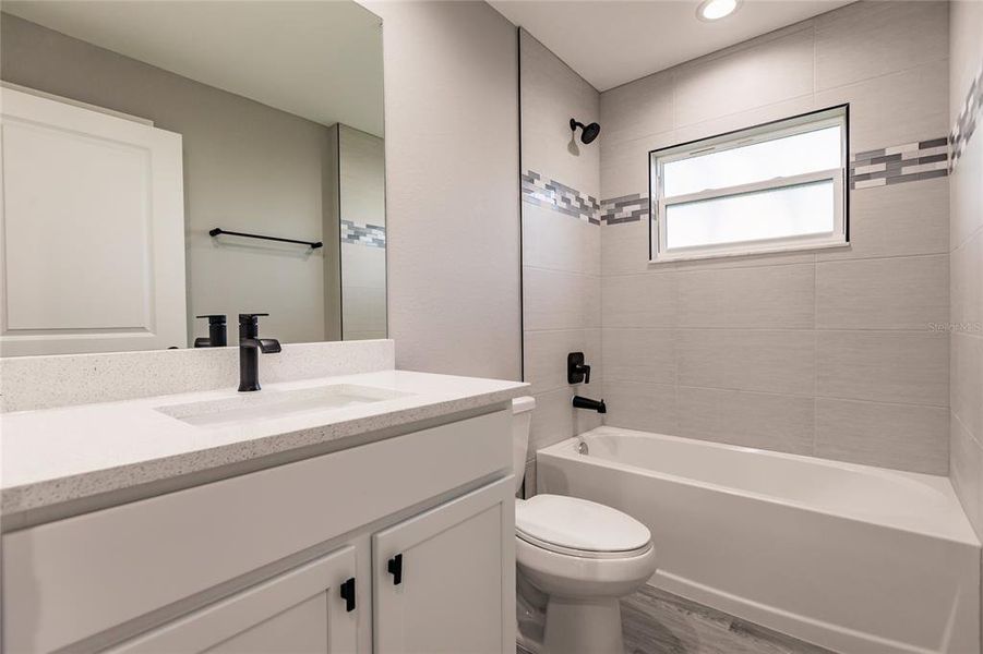 Furnished interior view inside a new home in , Cape Coral (Image 9).