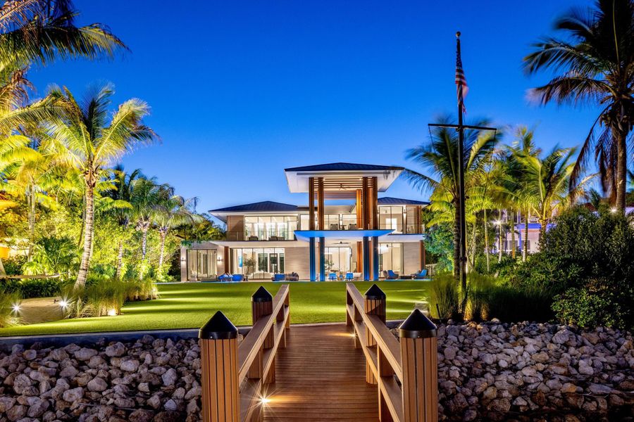 Twilight Exterior 1 v1