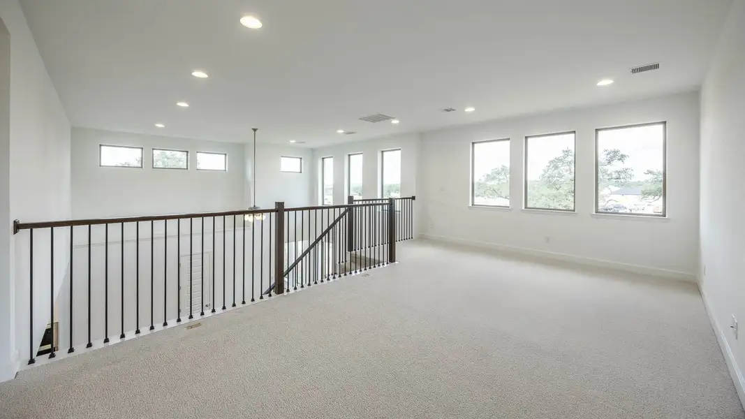 Spacious, unfurnished interior of a new home in Woodside, Georgetown (Image 14).