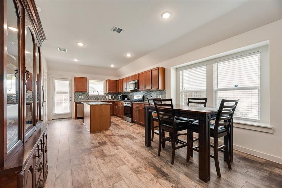 Furnished interior view inside a new home in Walden Pond, Forney (Image 13).