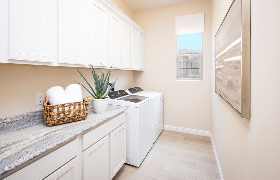 Representative furnished interior of a home built from the Ravenna by Pulte Homes in Vistoso Canyon Estates, Oro Valley (Image 13).