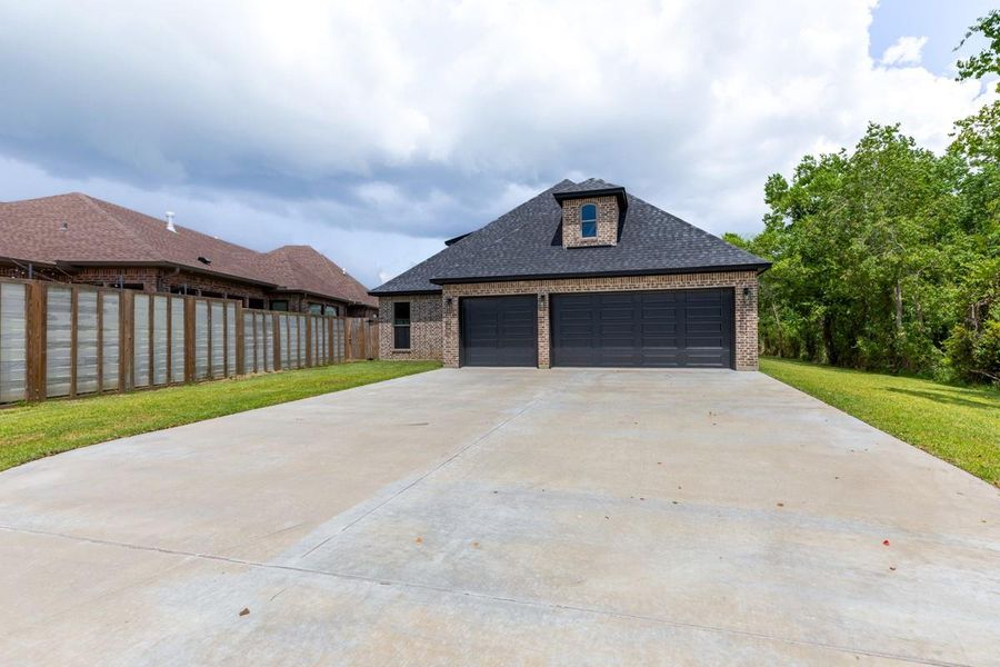 Front exterior of a new home in , Beaumont, TX, highlighting curb appeal (Image 1). Front exterior of a new home in , Beaumont, TX, highlighting curb appeal (Image 1).