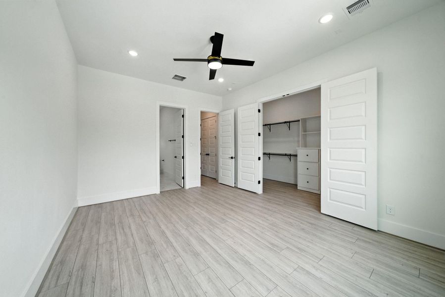 Spacious, unfurnished interior of a new home in , Houston (Image 23). Spacious, unfurnished interior of a new home in , Houston (Image 23).