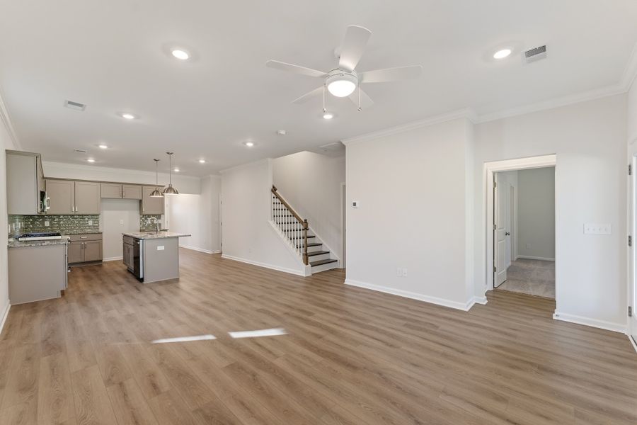 Spacious, unfurnished interior of a new home in Landmark Commons, Boiling Springs (Image 15).