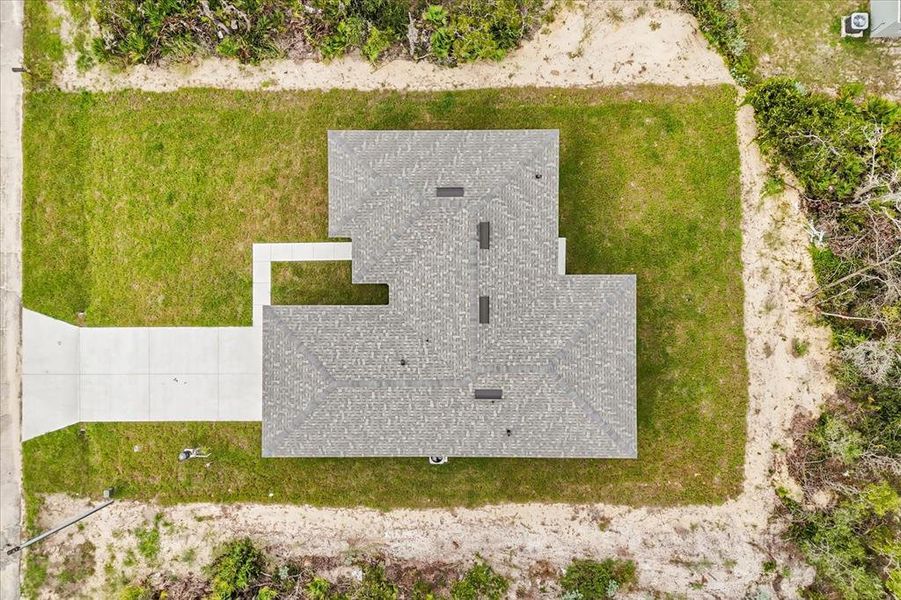 Community amenities in , Poinciana (Image 24).