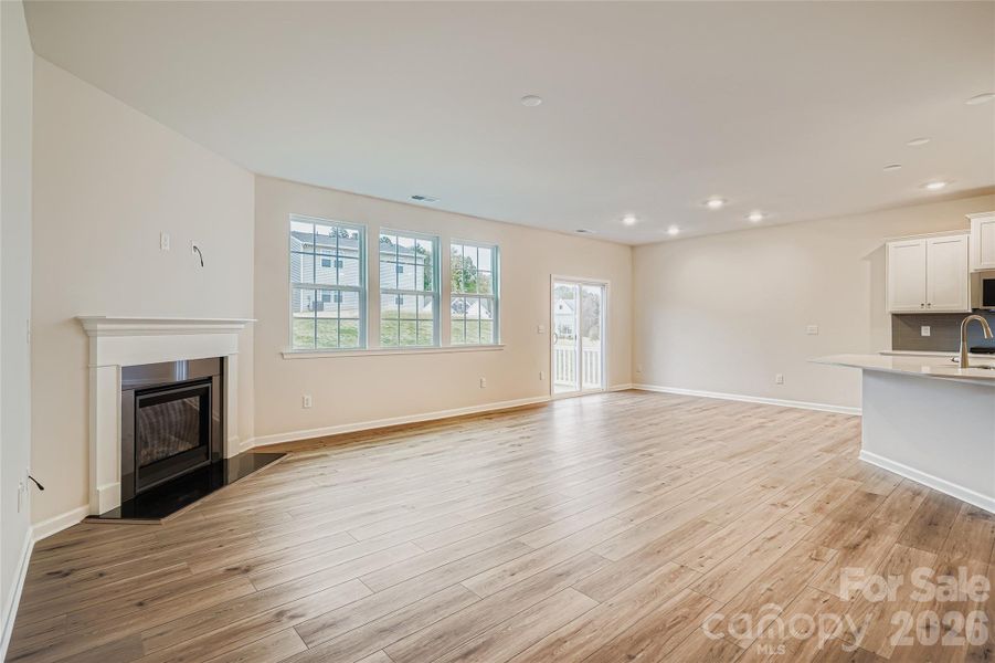 Spacious, unfurnished interior of a new home in Shannon Woods, Maiden (Image 8).