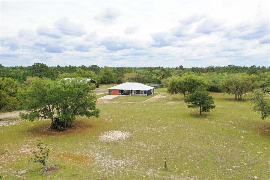 Image 87 of a home in .