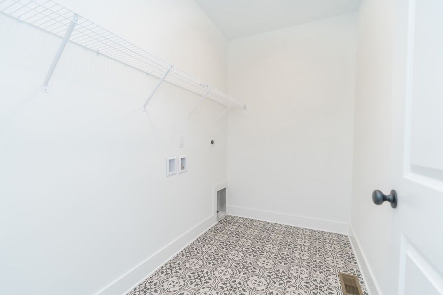 Representative unfurnished interior of a home built from the Maybrook by Riverstone Construction, LLC in Pine Ridge, Soddy-Daisy (Image 13).