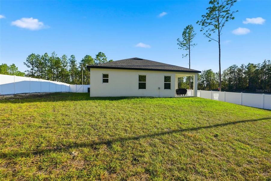 Exterior details and patio area of a home in , Ocala (Image 28). Exterior details and patio area of a home in , Ocala (Image 28).