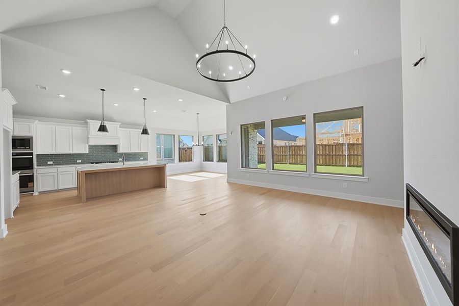 Spacious, unfurnished interior of a new home in The Homestead - 62', Rockwall (Image 29).