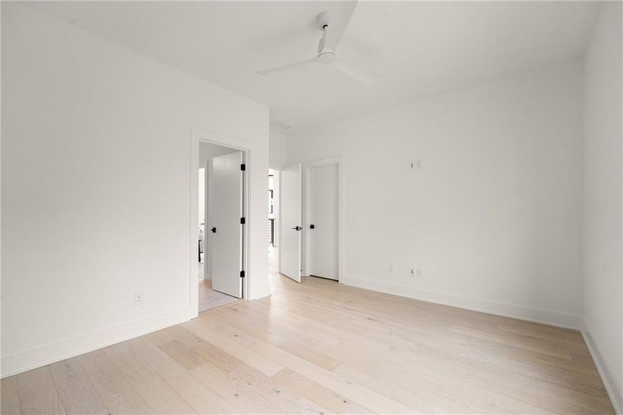 Spacious, unfurnished interior of a new home in , Roswell (Image 23).