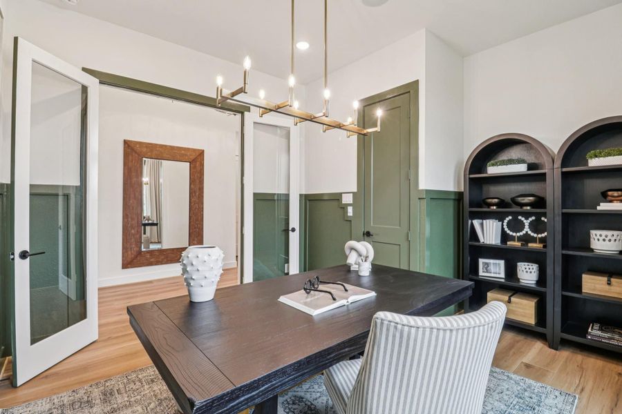Furnished interior view inside a new home in Grange, Katy (Image 26).