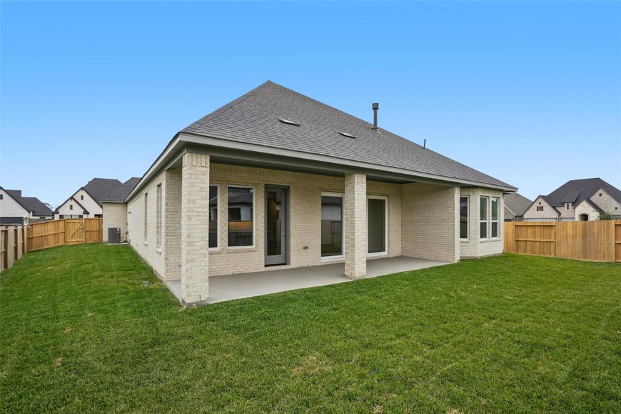 Exterior details and patio area of a home in Sienna 65', Missouri City (Image 27).