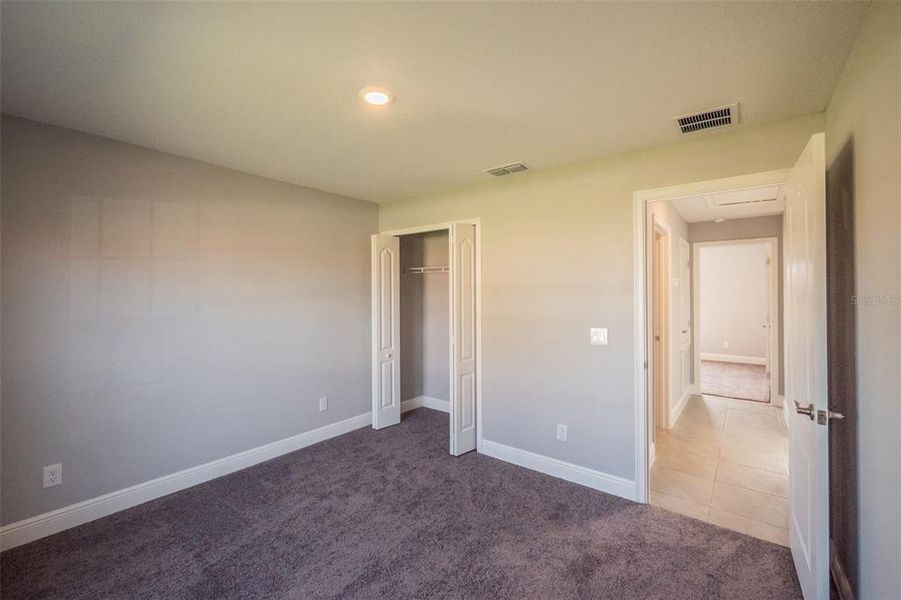 Spacious, unfurnished interior of a new home in , Kissimmee (Image 15).