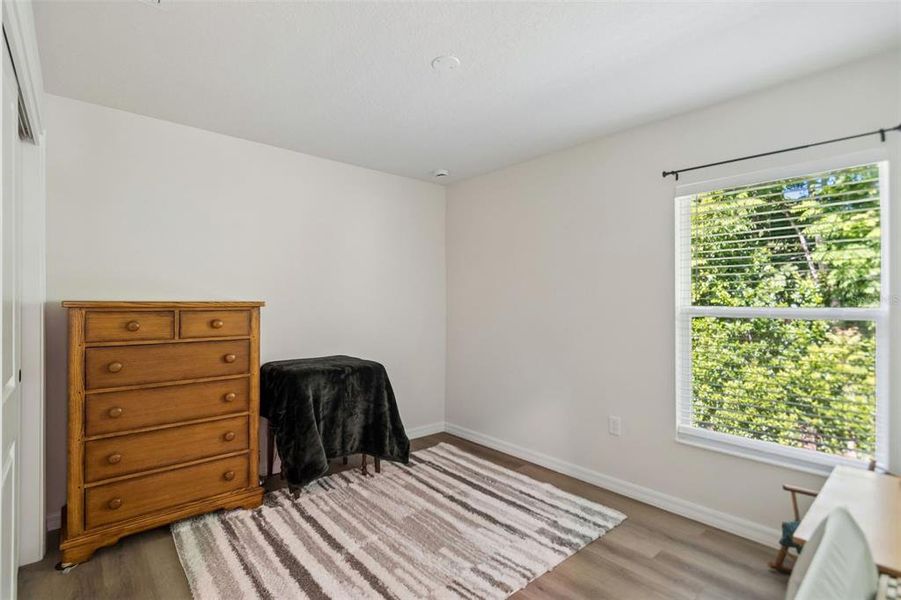 Spacious, unfurnished interior of a new home in , Weeki Wachee (Image 22).