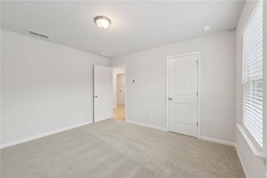 Spacious, unfurnished interior of a new home in Hamilton Lakes, Lawrenceville (Image 40). Spacious, unfurnished interior of a new home in Hamilton Lakes, Lawrenceville (Image 40).