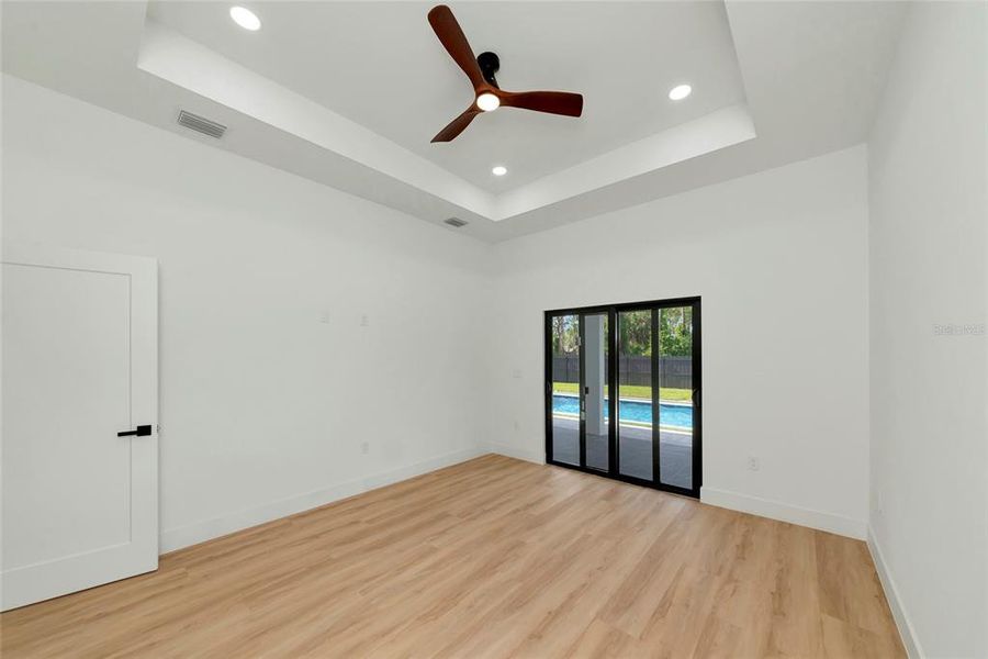 Spacious, unfurnished interior of a new home in , North Port (Image 18).