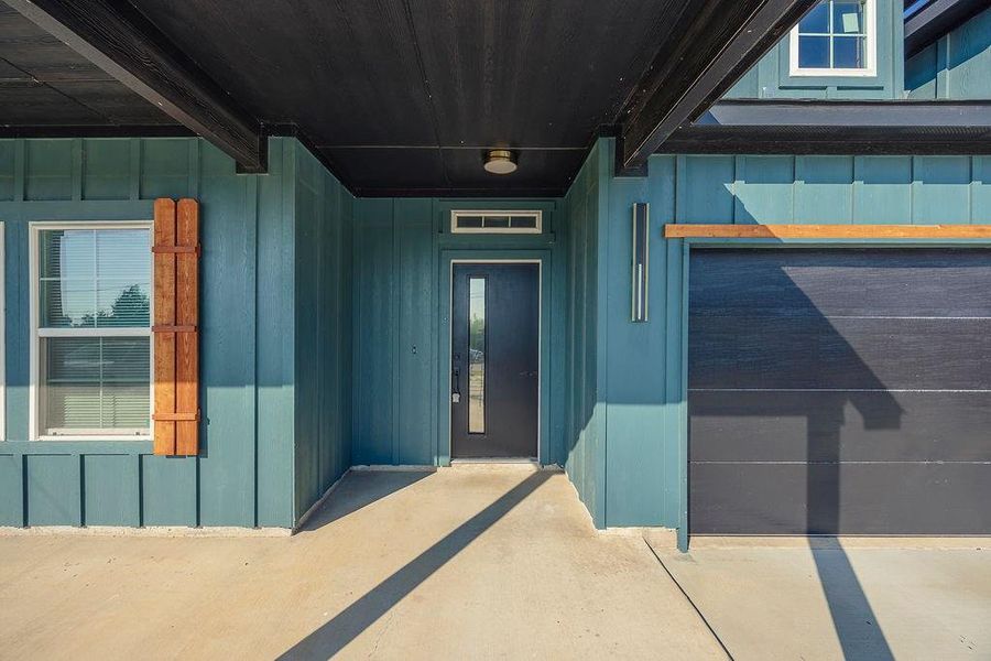 Exterior details and patio area of a home in , Fort Worth (Image 4).
