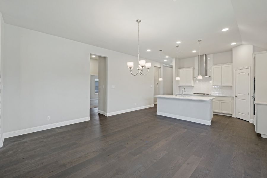 Representative unfurnished interior of a home built from the Rio Grande by UnionMain Homes in Elevon, Lavon (Image 16).