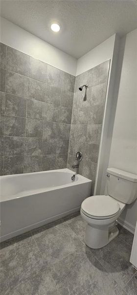 Furnished interior view inside a new home in Cascades, Davenport (Image 12). Furnished interior view inside a new home in Cascades, Davenport (Image 12).