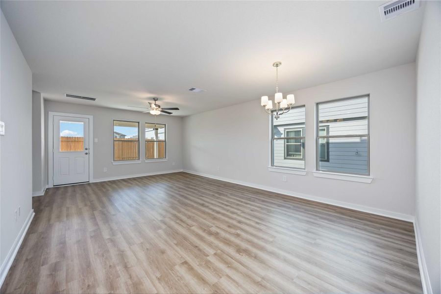 Spacious, unfurnished interior of a new home in The Villages at Westpointe, Dayton (Image 11).